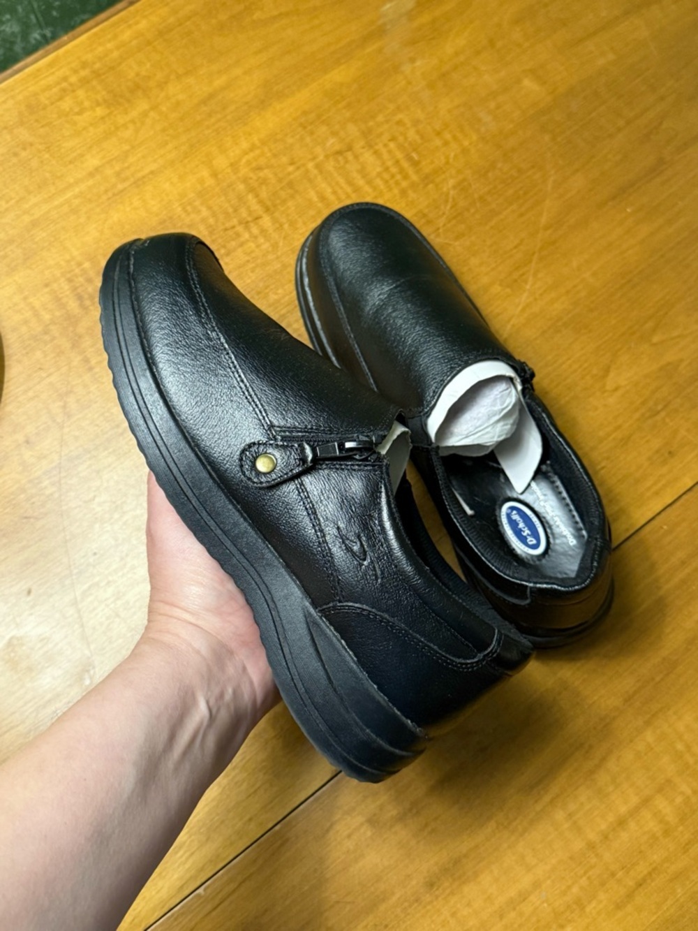 New Dr. Scholl's Women's Double Air-Pillo slip-on loafers in black Size 7.5
